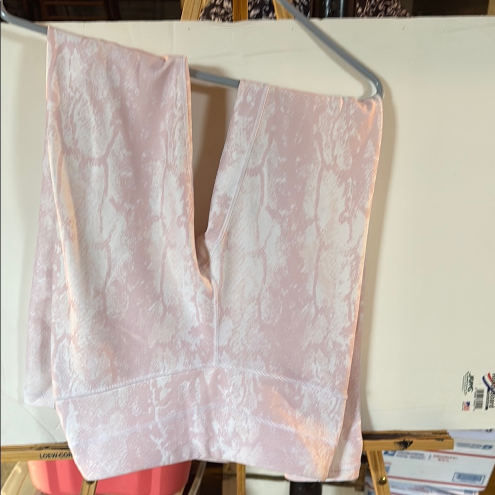 CALIA by Carrie Underwood Pink Patterned Leggings